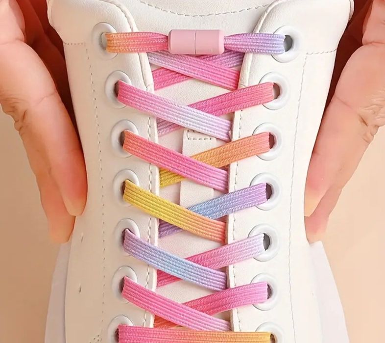 Различни цветове еластични връзки за обувки