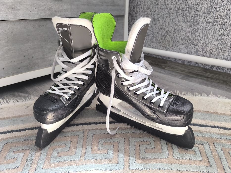 Продам коньки Bauer x-ls