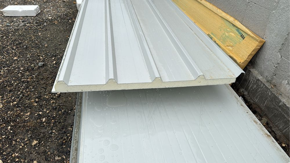 Panouri sandwich perete / acoperis