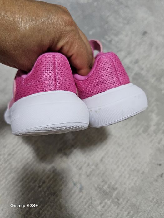 Adidas fetite mar 24