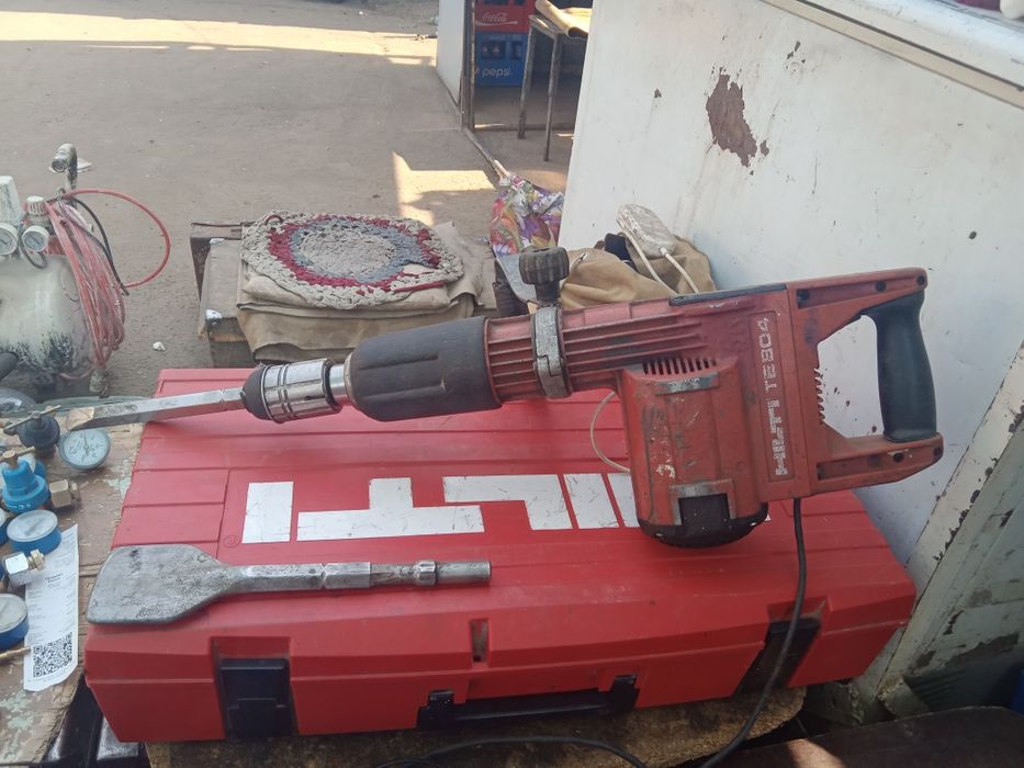 Продается  Б/У звонить на телефон не писать