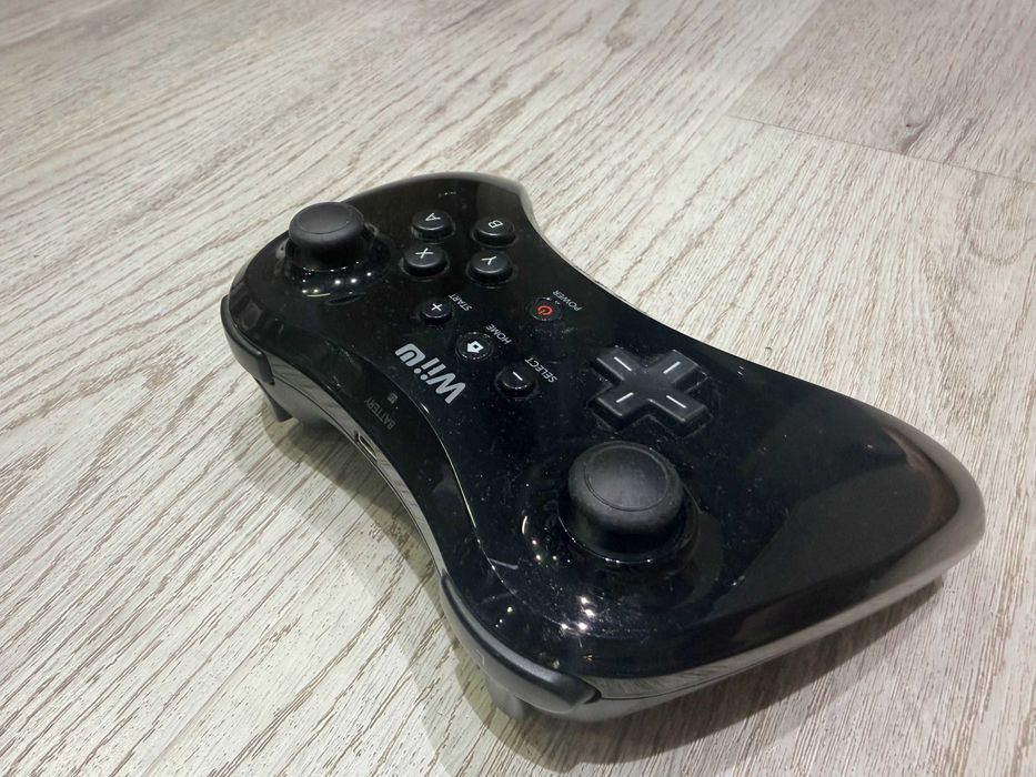 Nintendo Pro Controller Black - Nintendo Wii U