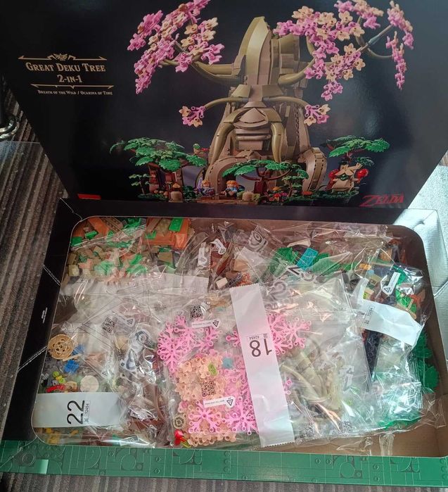 LEGO Легендата за Зелда, Страхотно дърво Деку 2 в 1, 77092, 2500 части
