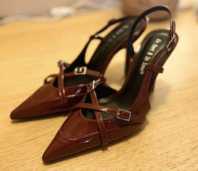 Pantofi cu toc eleganti