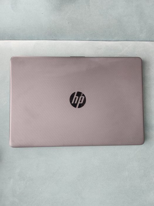 Продам ноутбук HP g255 g8