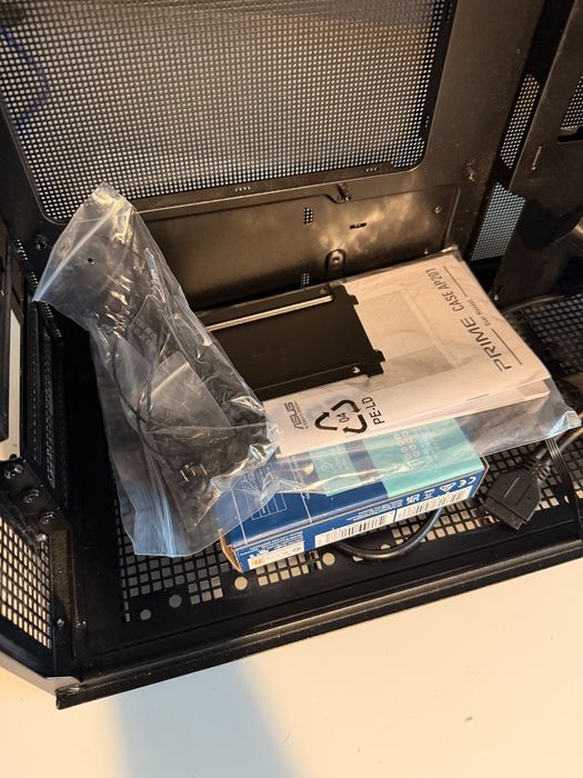 Carcasa Asus AP201 TG Neagra