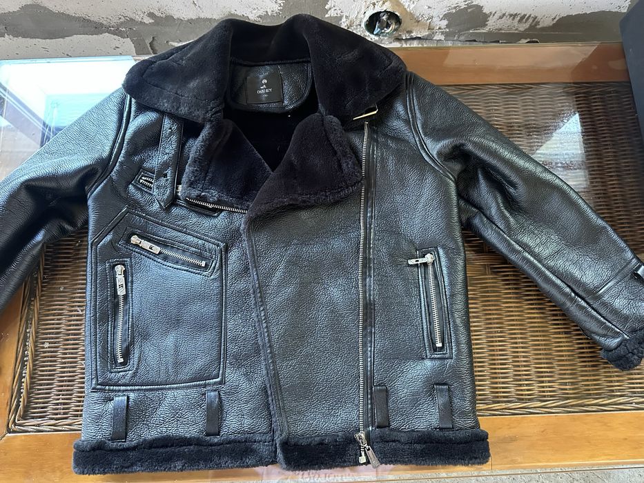 Продам  куртку детскую