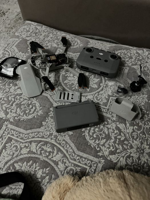 Продам дрон джи мини2