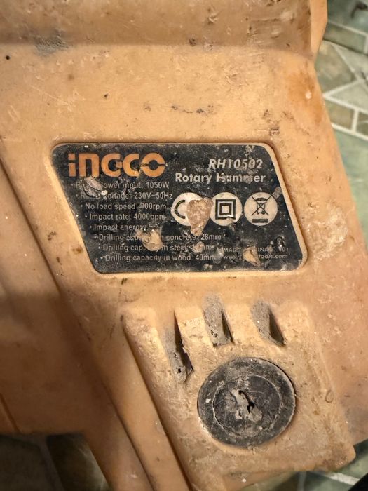 Продам перфоратор INGCO RH 10502
