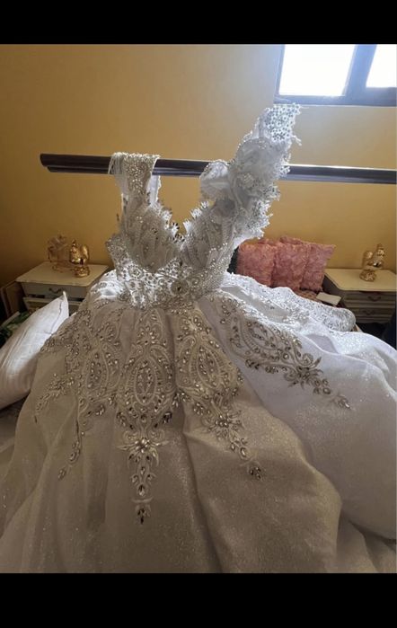 Rochie de mireasa la vanzare