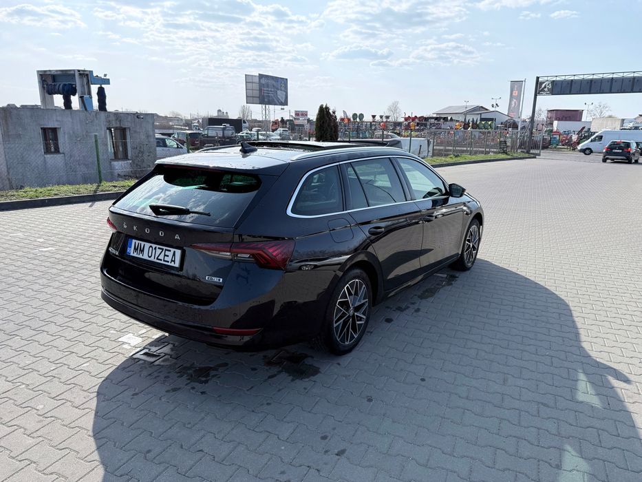 SKODA Octavia 2021 — imagine 4