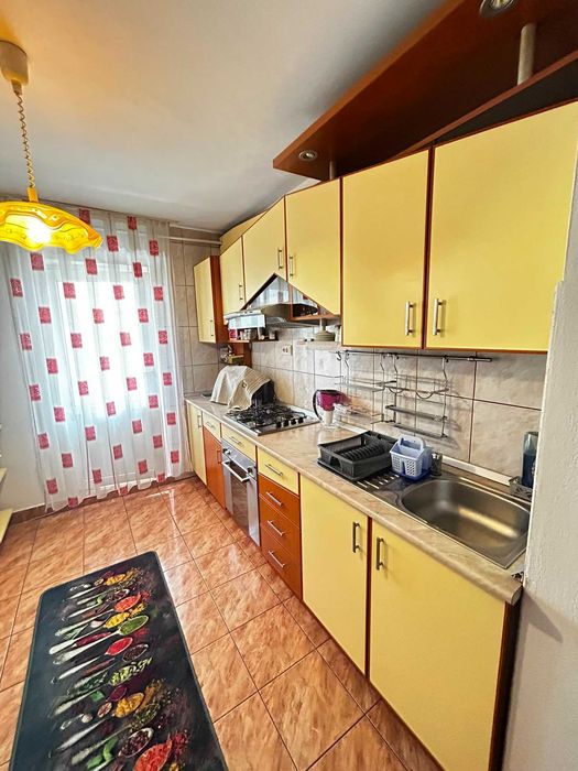 Persoana fizica, ofer spre inchiriere apartament 2 camere, Manastur central.