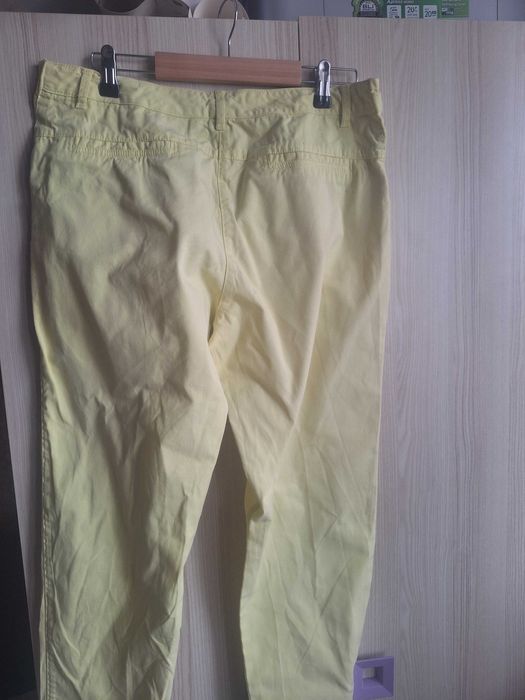 Дамски панталон Mango 42-ри номер