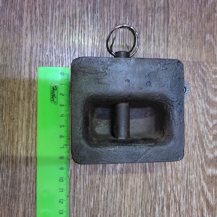 Замок навесной. гаражный.