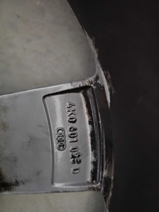 Джанти AUDI A6 C8 18 цола 8JX18ET39 5X112 66.5