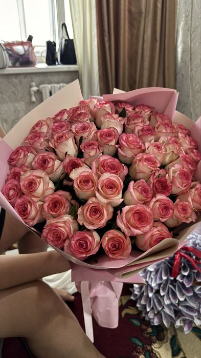 Продам 2 букета 80-1м свежая