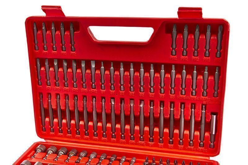 Комплект битове, 208 части