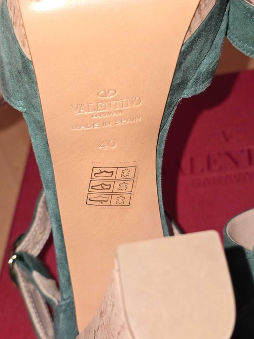 Valentino Garavani оригинални дамски сандали