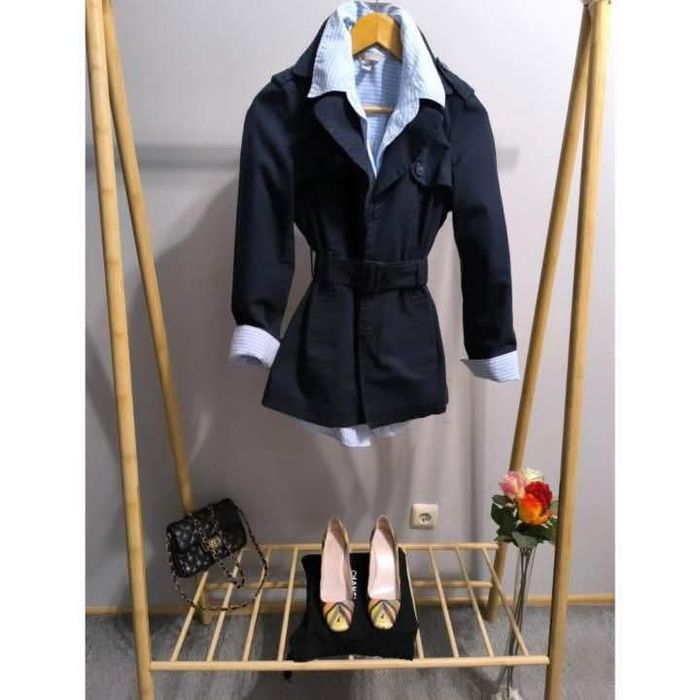 Sisley trench coat  made in Italy