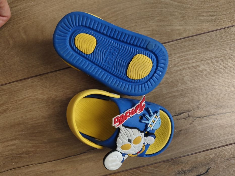 Сандалии детские