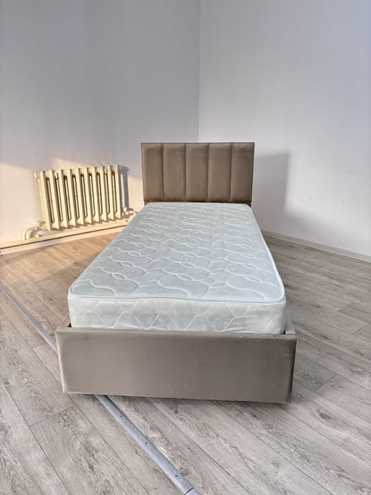 Кровать наличи готовый