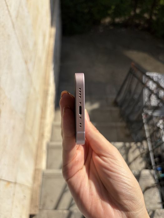 iPhone 13 mini без гаранция