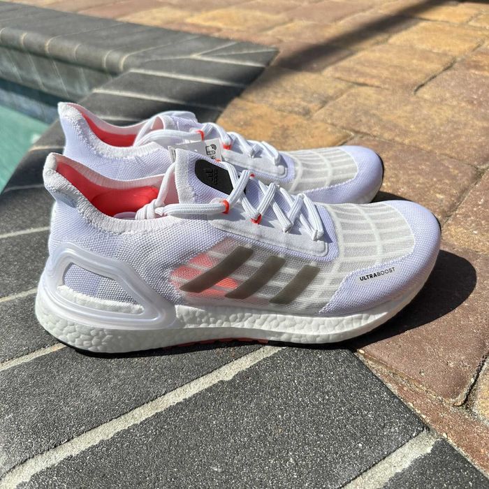 ЧЕРЕН ПЕТЪК Оригинални маратонки * ADIDAS ULTRABOOST С.RDY * EU40 2/3