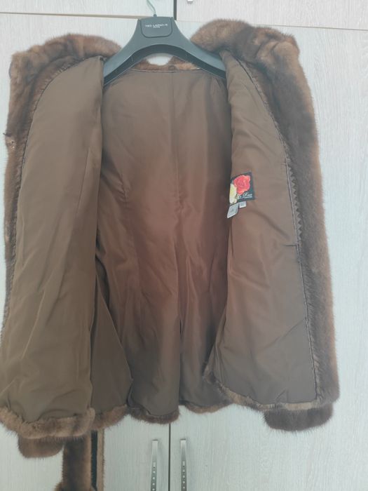 продаётся норковая шуба!