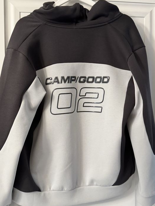 Спортивный костюм