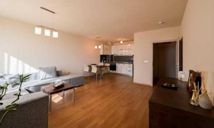 Дава се под наем Двустаен апартамент в София, Център - 74 кв.м за 550 € - Снимка #1