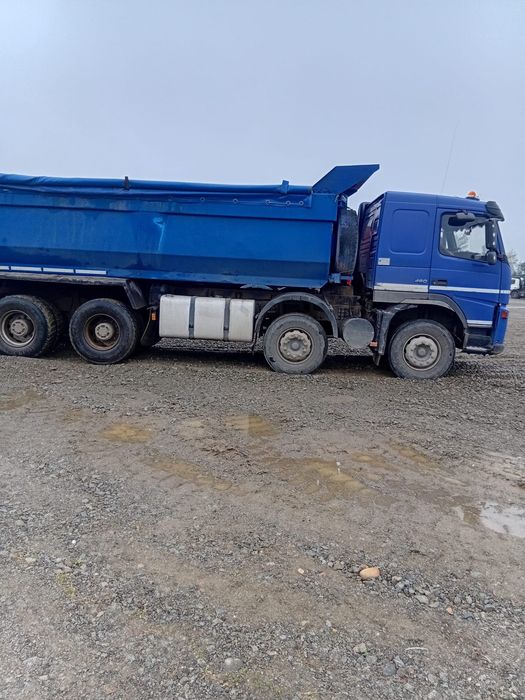 Vand camion 8x4 Volvo
