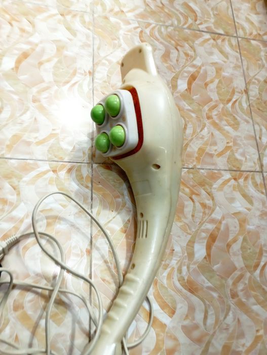 Массажёр б.у и космодиск для спины