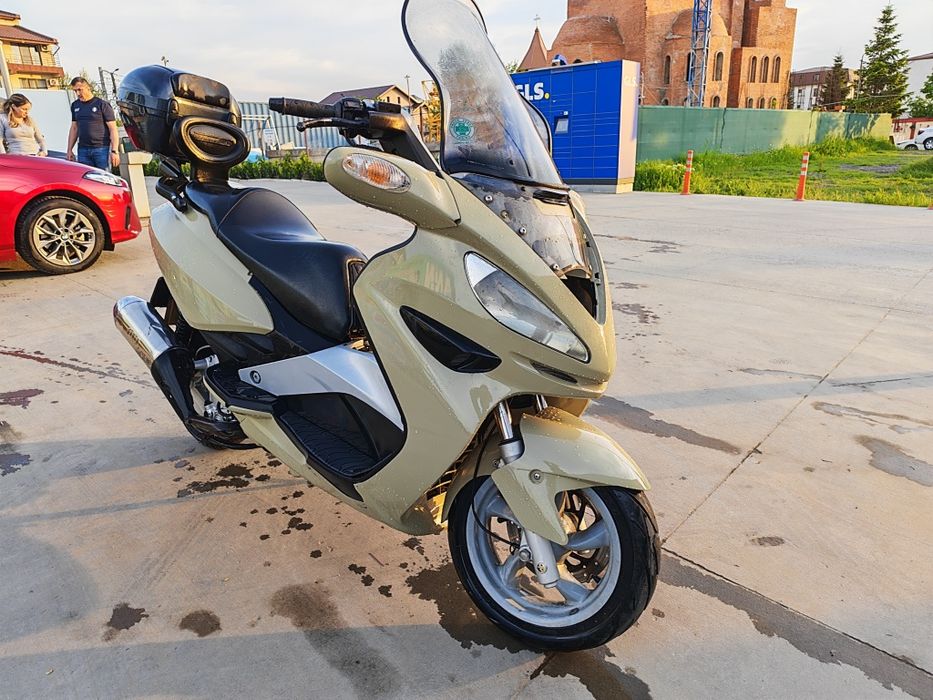 Malaguti madison 400