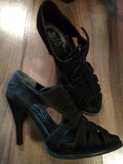 Босоножки 4 пары 37 размер