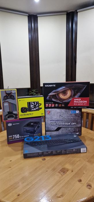 Vând pc gaming complet