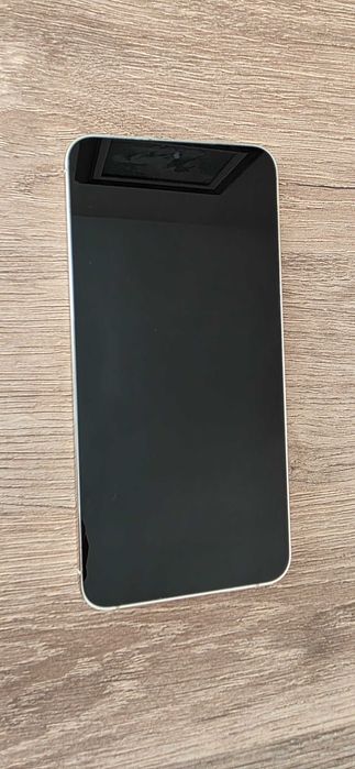 Перфектен Samsung S23plus