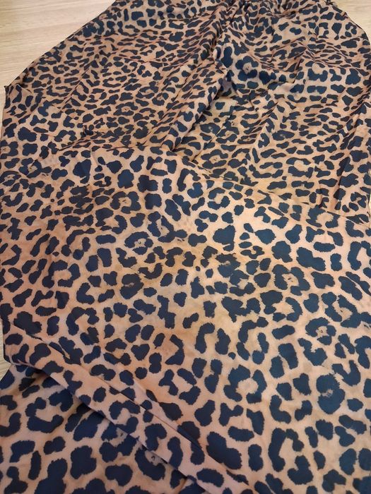 Панталон с модерен леопардов принт