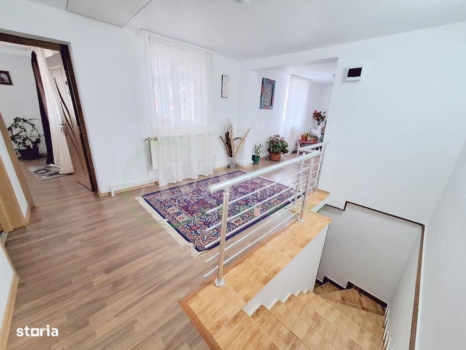 Casa moderna P+1 in Magura,  teren 421 mp, la 10-12 min de Bacau