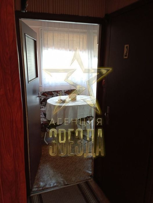 Продава се Тристаен апартамент в Пловдив, Южен - 88 кв.м за 1250 €/кв.м - Снимка #3