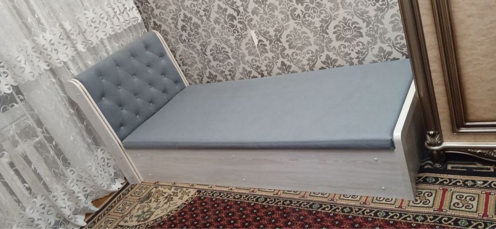 Kravat 1 kishilik sotiladi