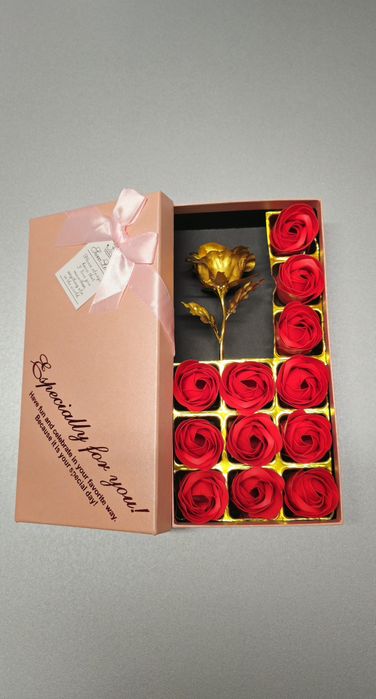 Vand Set Cadou Trandafir 24K + trandafiri din sapun, Super Pret!!