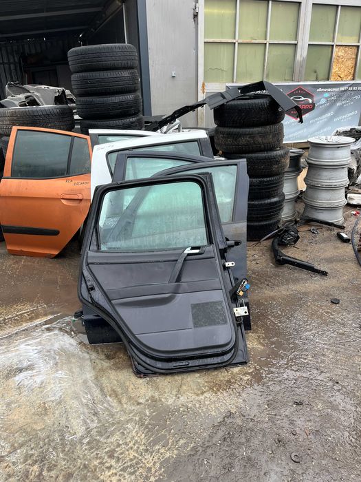 Врата Volkswagen Polo 02-
