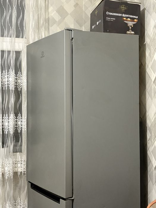 Холодильник сатылады