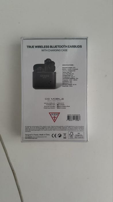 Наушники бренд Guess