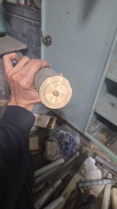 Продам токарные инструменты