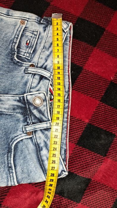 Blugi Tommy Hilfiger