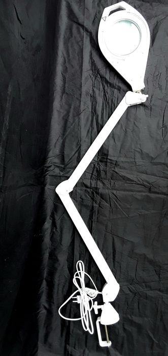 LAMPĂ profesionala de lucru cu lupta si lumina cu LEDURI NOUĂ  195 Lei