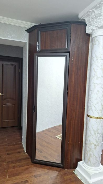 Продам кухонный гарнитур, шкаф. Буу в хорошем состоянии.