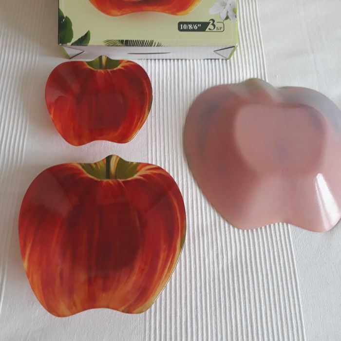 НАМАЛЕНИЕ! Комплект чинии декорирано стъкло ЯБЪЛКА