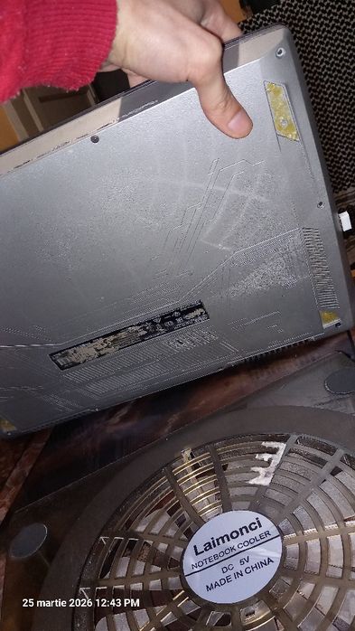 Laptop de gaming performant, ideal pentru jocuri exigente și multitask